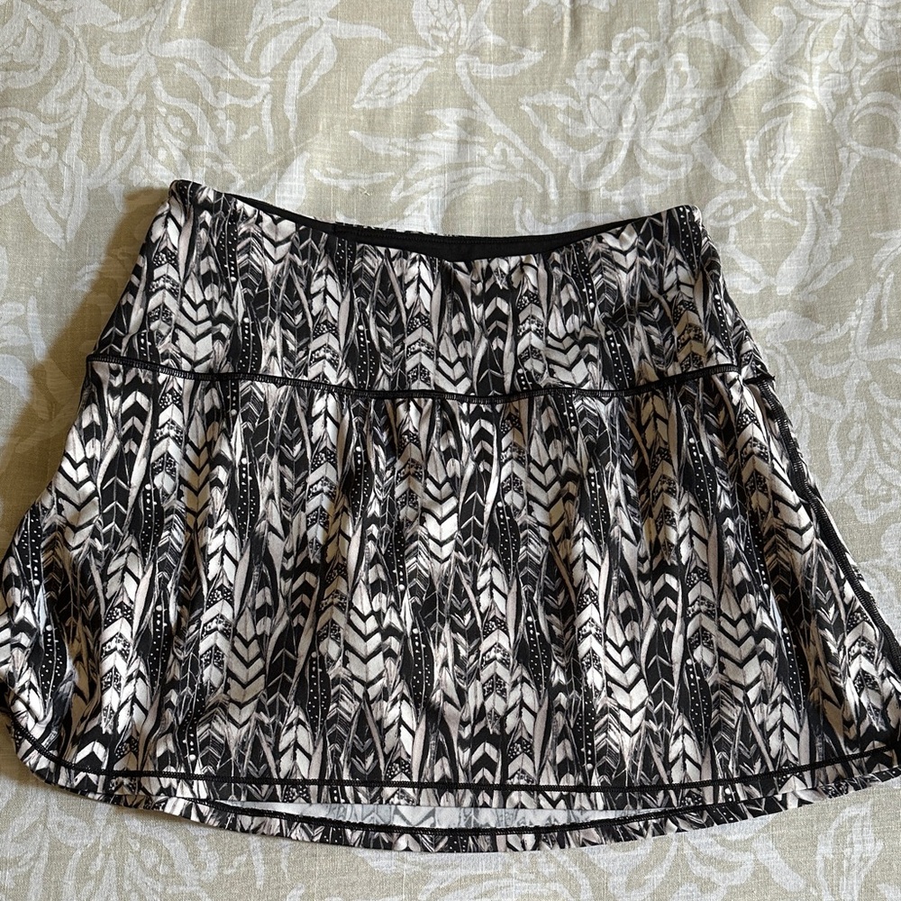 2 Victoria’s Secret Skorts size Small